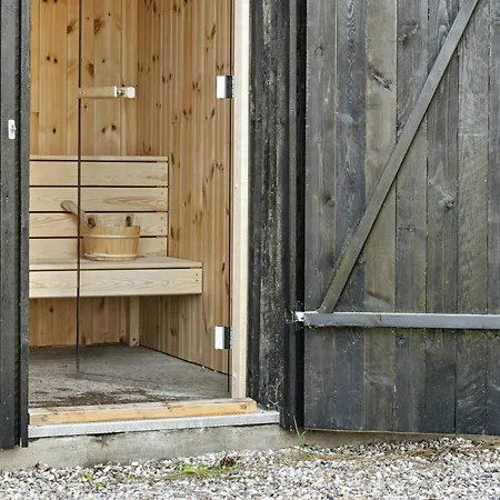 Architect-designed Dream In Ebbelokke