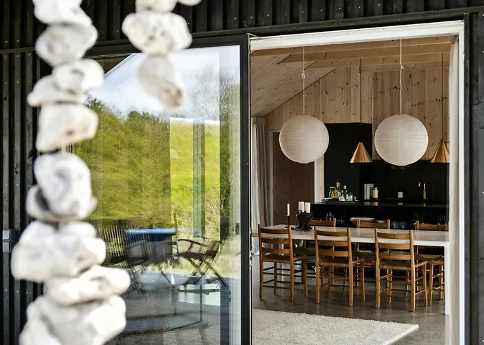 Architect-designed Dream In Ebbelokke *